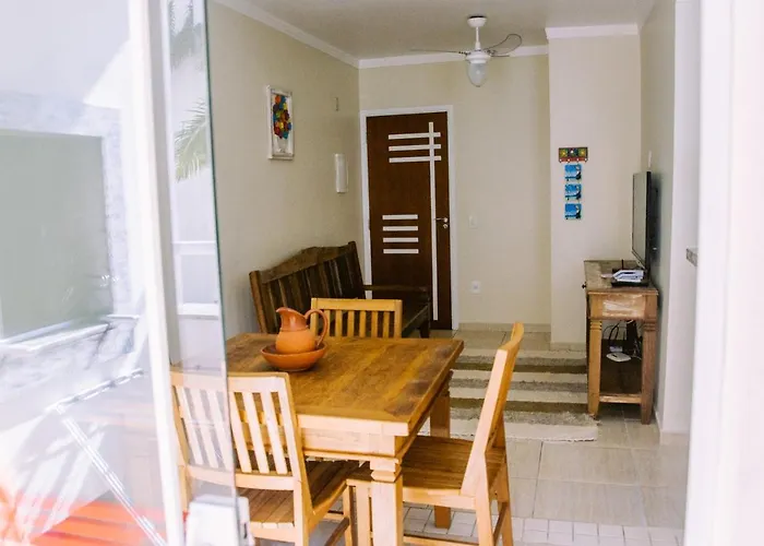 Apto No Itagua, 2 Dts, Wifi, Piscina E Ar Condicionado